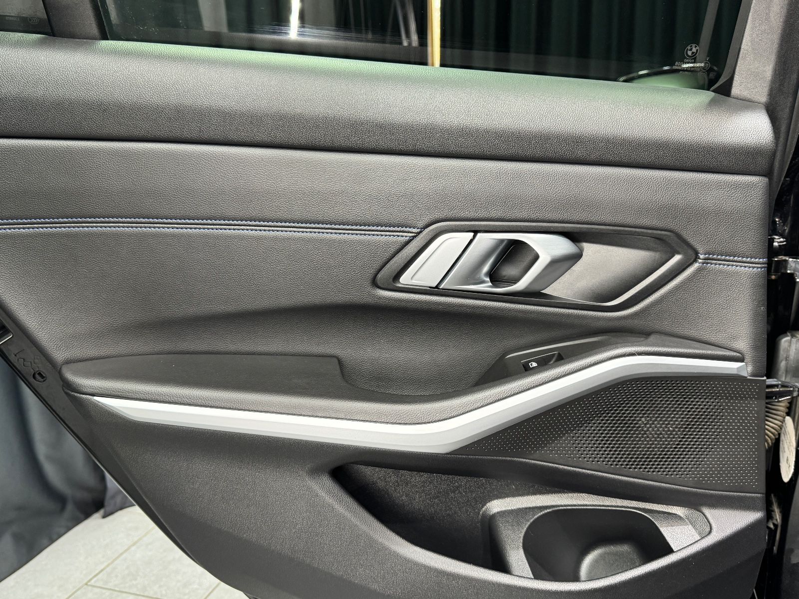 Fahrzeugabbildung BMW 320d M SPORT PRO Touring |PANO|HEAD-UP|AHK