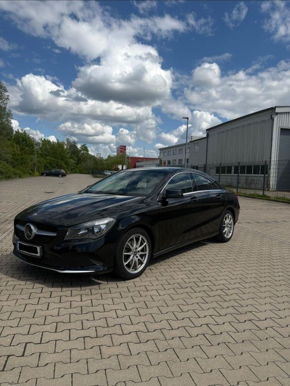 Image of Mercedes-Benz CLA 220