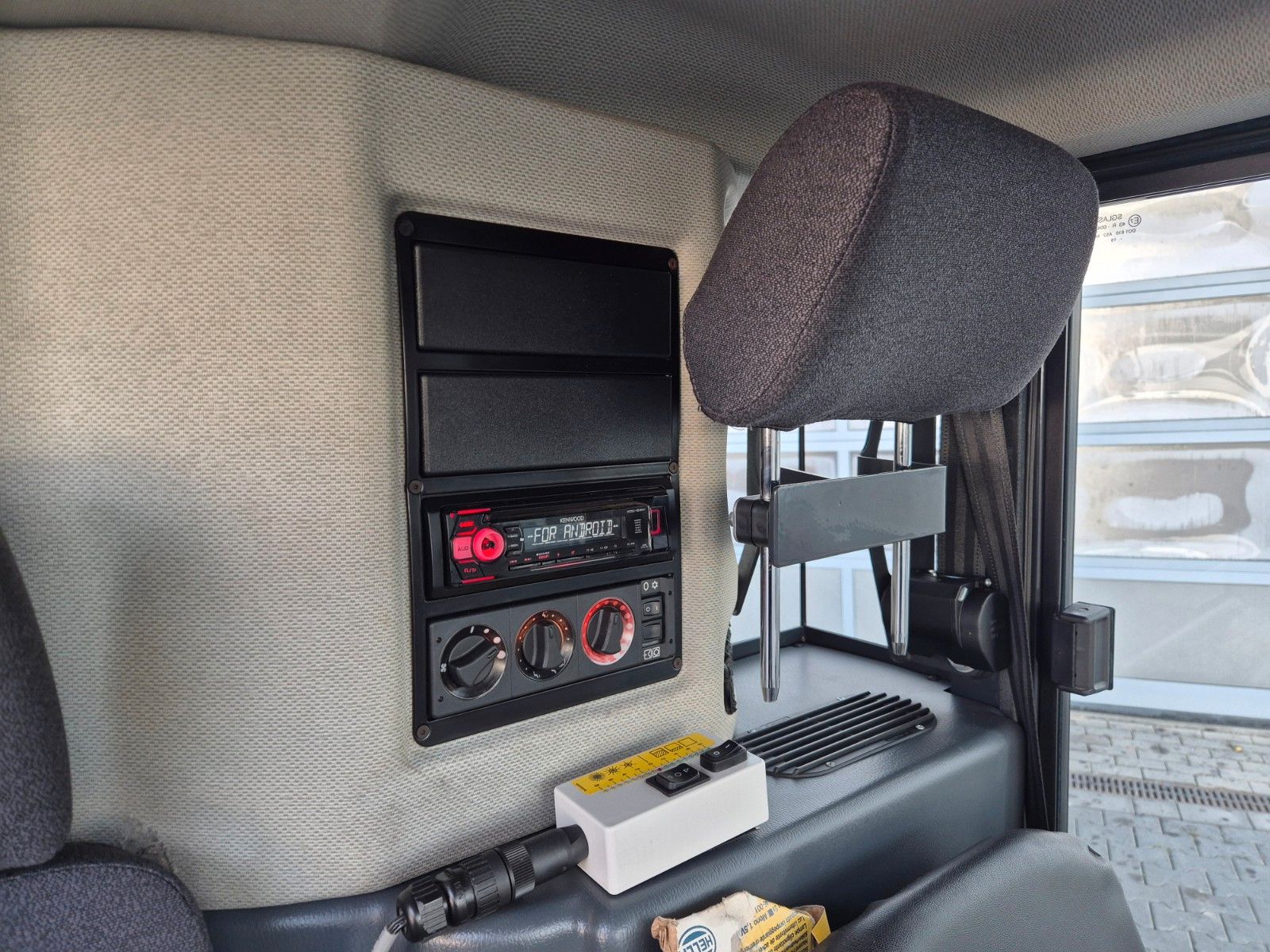 Fahrzeugabbildung Schmidt Swingo Compact 200+ Winterdienst Klima