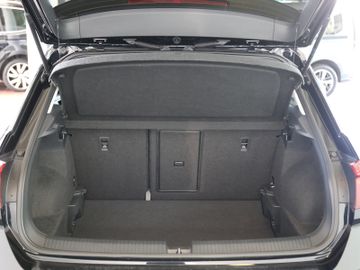 Volkswagen T-Roc 1.5TSI LED SITZHZ NAVI PDC ACC 18ZOLL