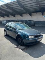 Volkswagen VW Golf 4 1.9 TDI - Volkswagen Golf aus 2000: TDI