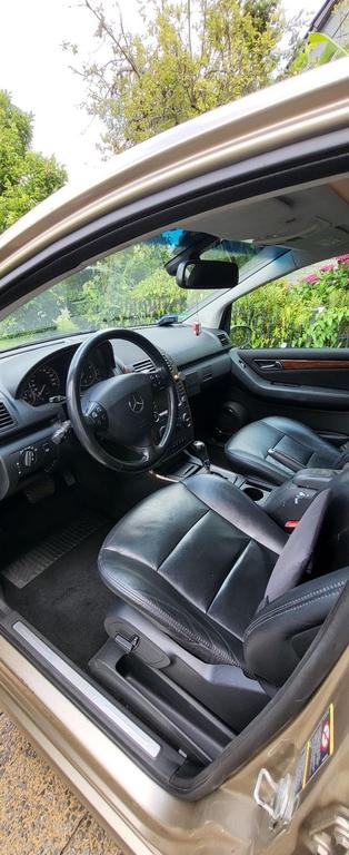 Mercedes-Benz A 180