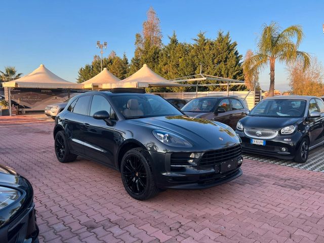 PORSCHE Porsche Macan 2.0