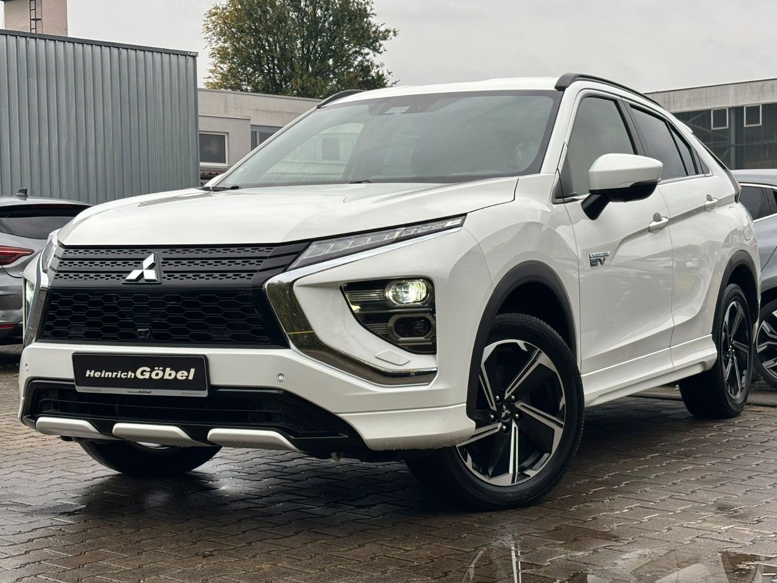 Fahrzeugabbildung Mitsubishi Eclipse Cross PHEV Select