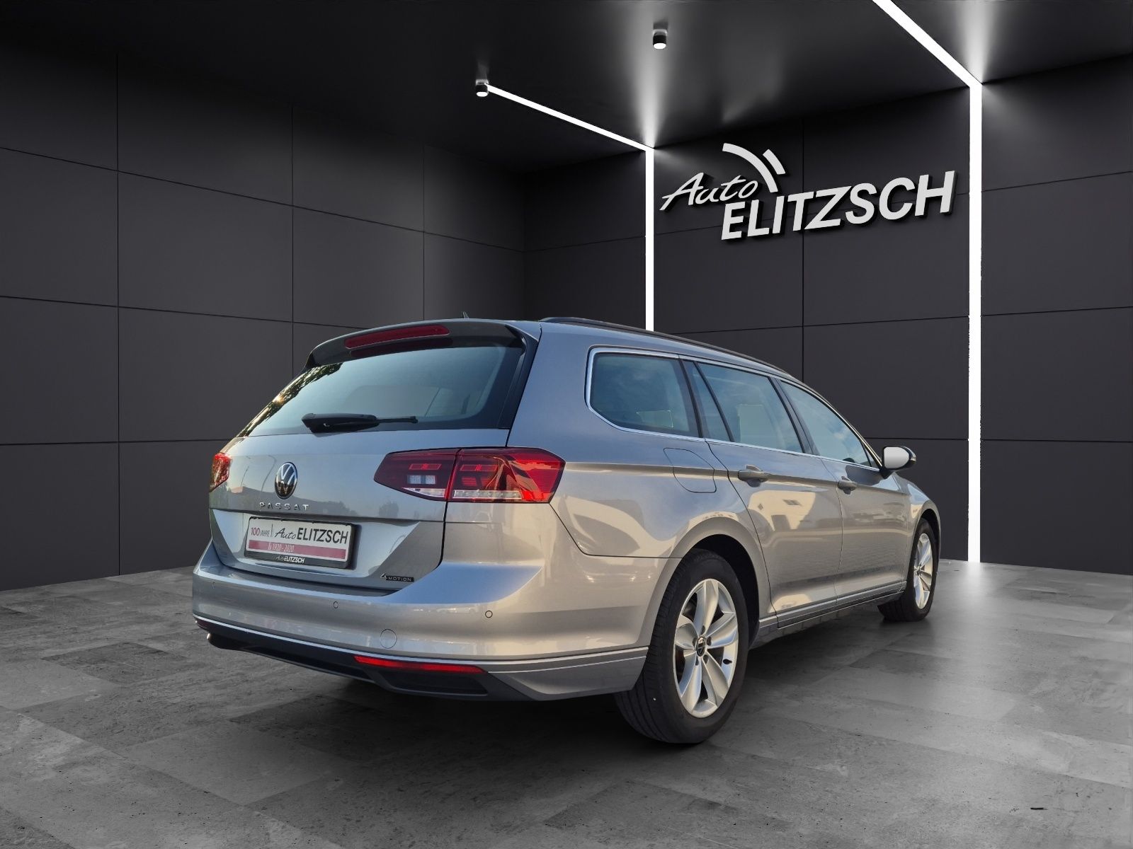 Fahrzeugabbildung Volkswagen Passat Variant TDI Business DSG 4M LED AHK Navi