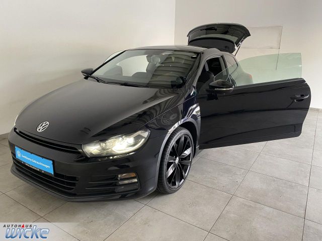 Scirocco 2.0 TDI DSG R Line NAVI KLIMA PANO 19