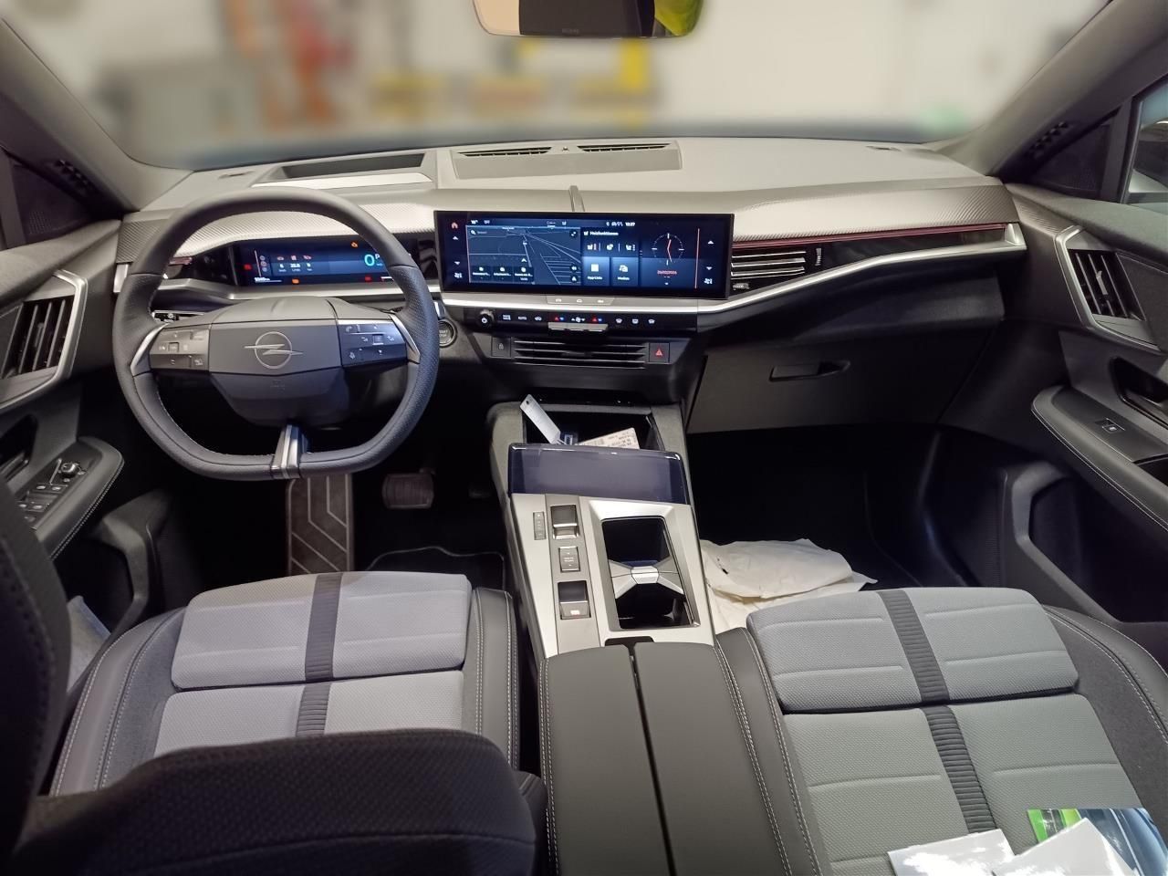 Fahrzeugabbildung Opel Grandland 1.2 48V Mild-Hybrid 100 kW GS