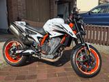 KTM Duke 890 R, inkl. Sonderteile +PP >4000,-€, 1.Hd - KTM 400