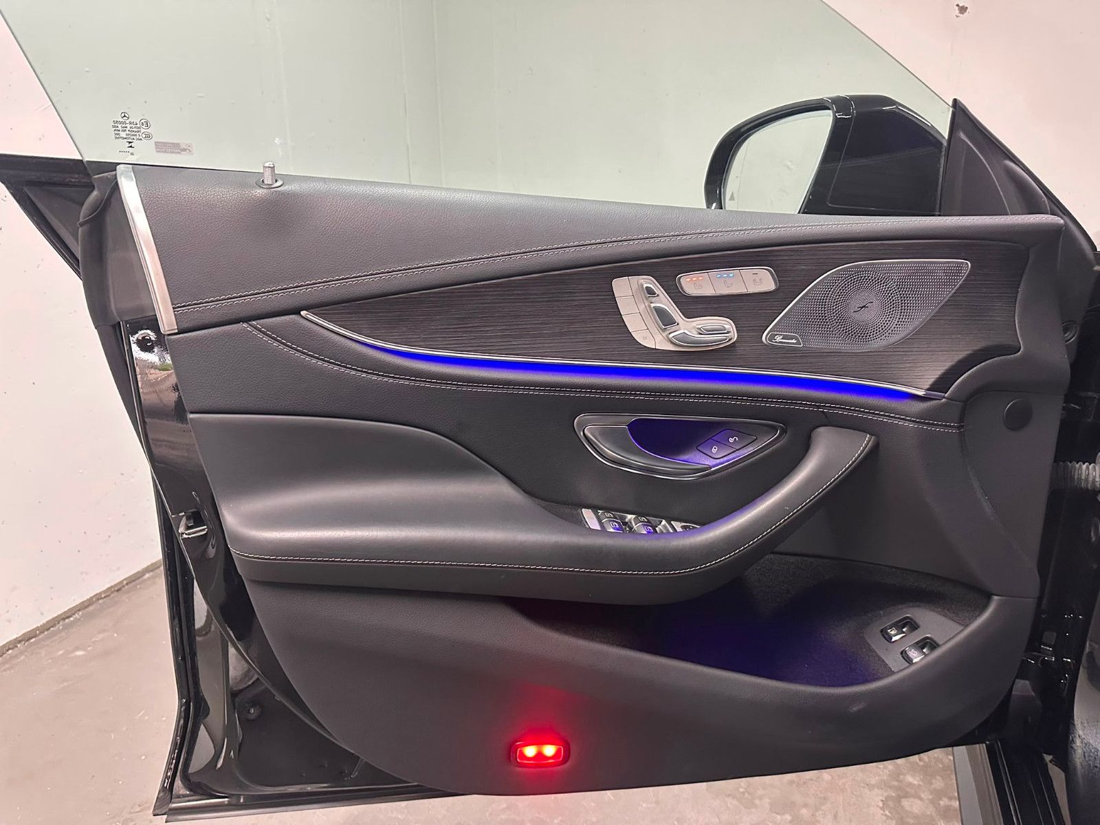 Fahrzeugabbildung Mercedes-Benz GT 63 S E Performance *SHD*KEYGO*NIGHT*SITZKLIMA