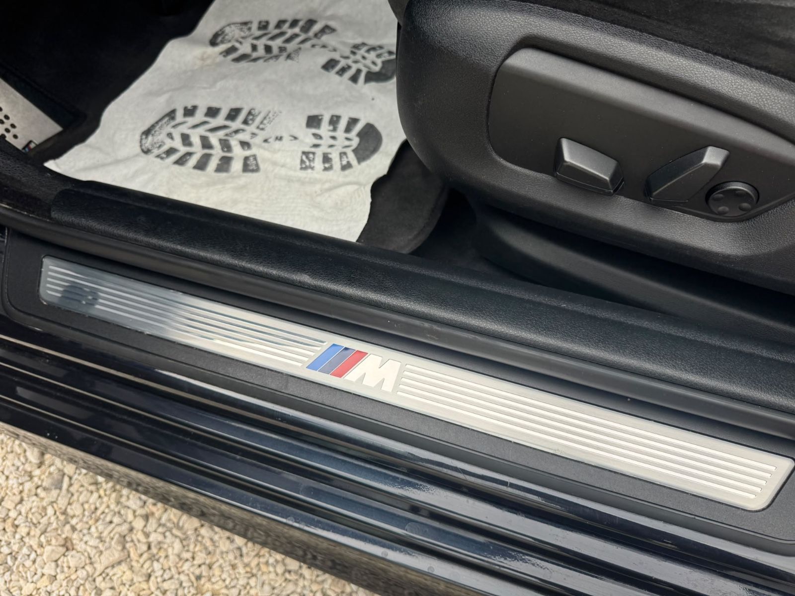 BMW 530 530 d Limousine  xDrive M Sportpaket*S-Dach*AHK*, Ansicht 26