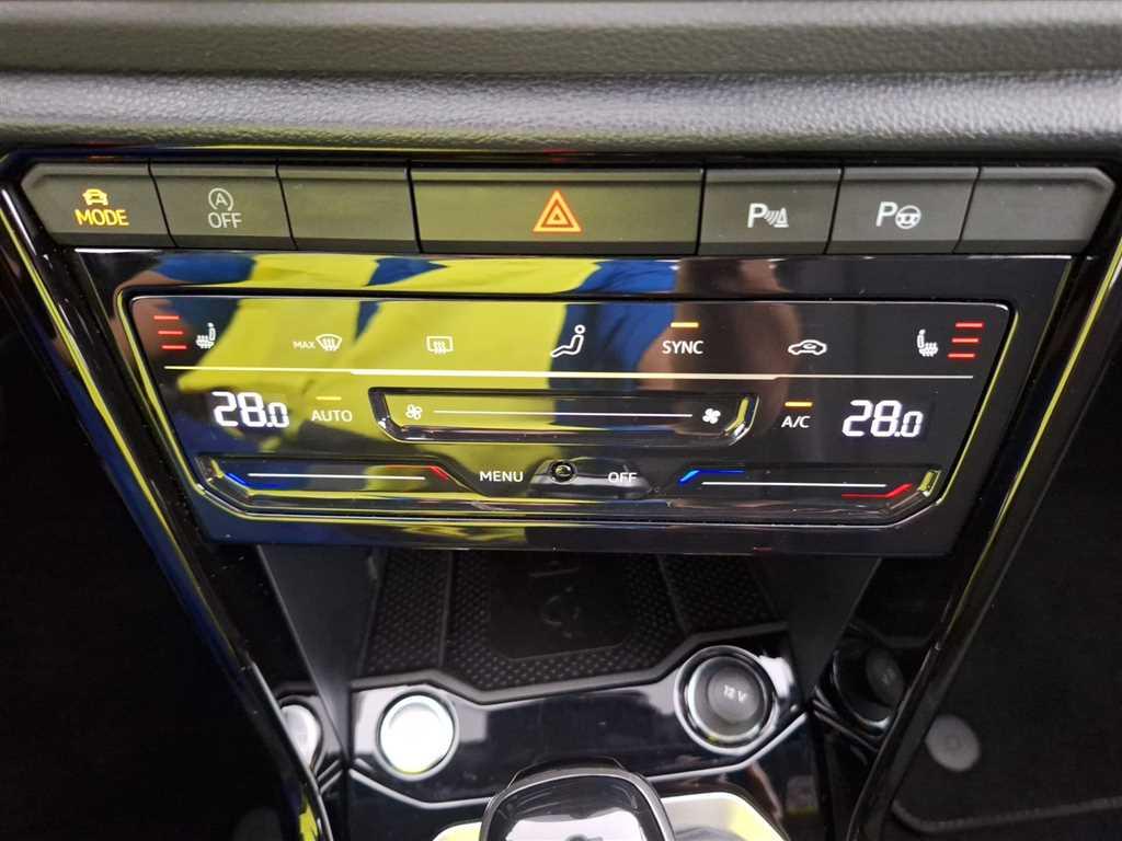 Volkswagen T-Roc R-Line 1.5 TSI DSG Business-Paket
