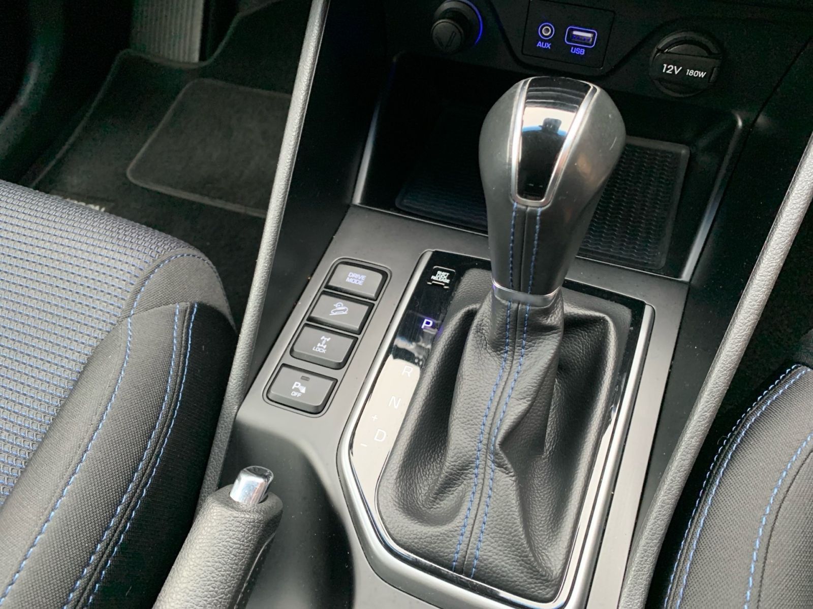 Fahrzeugabbildung Hyundai TUCSON 1.6 Turbo 7-DCT Advantage 4WD AHK