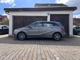 Mercedes-Benz B 180 CDI*2.Hand*Tempomat*Bluetooth*Scheckheft* - Mercedes-Benz B 180 mit Diesel-Antrieb: Kombi