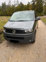 Volkswagen T5 Transporter Allrad langer Radstand 9 Sitzer - Volkswagen T5 Transporter: Langer Radstand