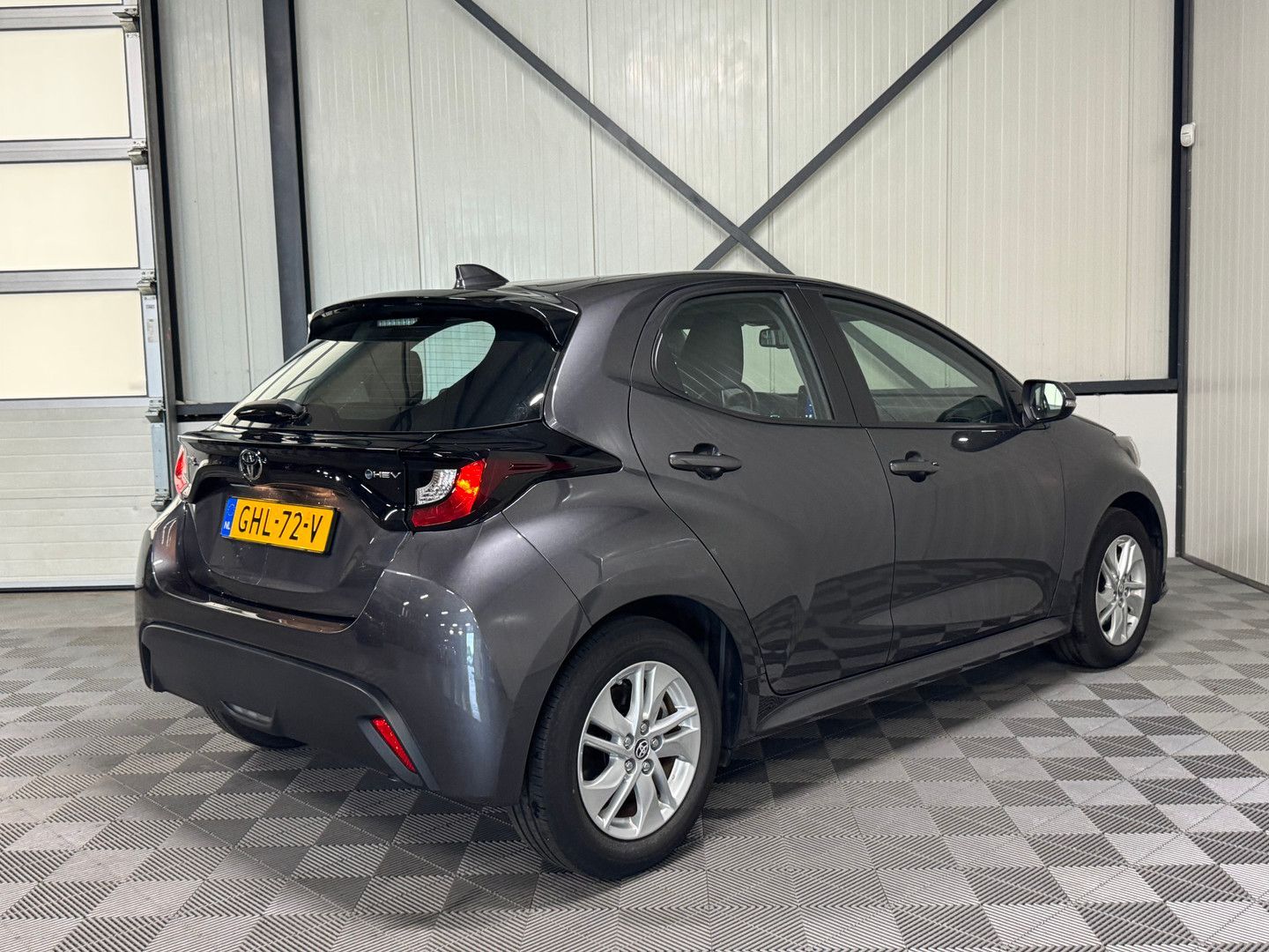 Toyota Yaris 1.5 Hybrid 115 | Active 5-türig | Airco-Ec imagem 2