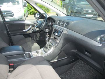 Ford S-Max S-MAX Trend Sitzh.+Beh. Frontscheibe