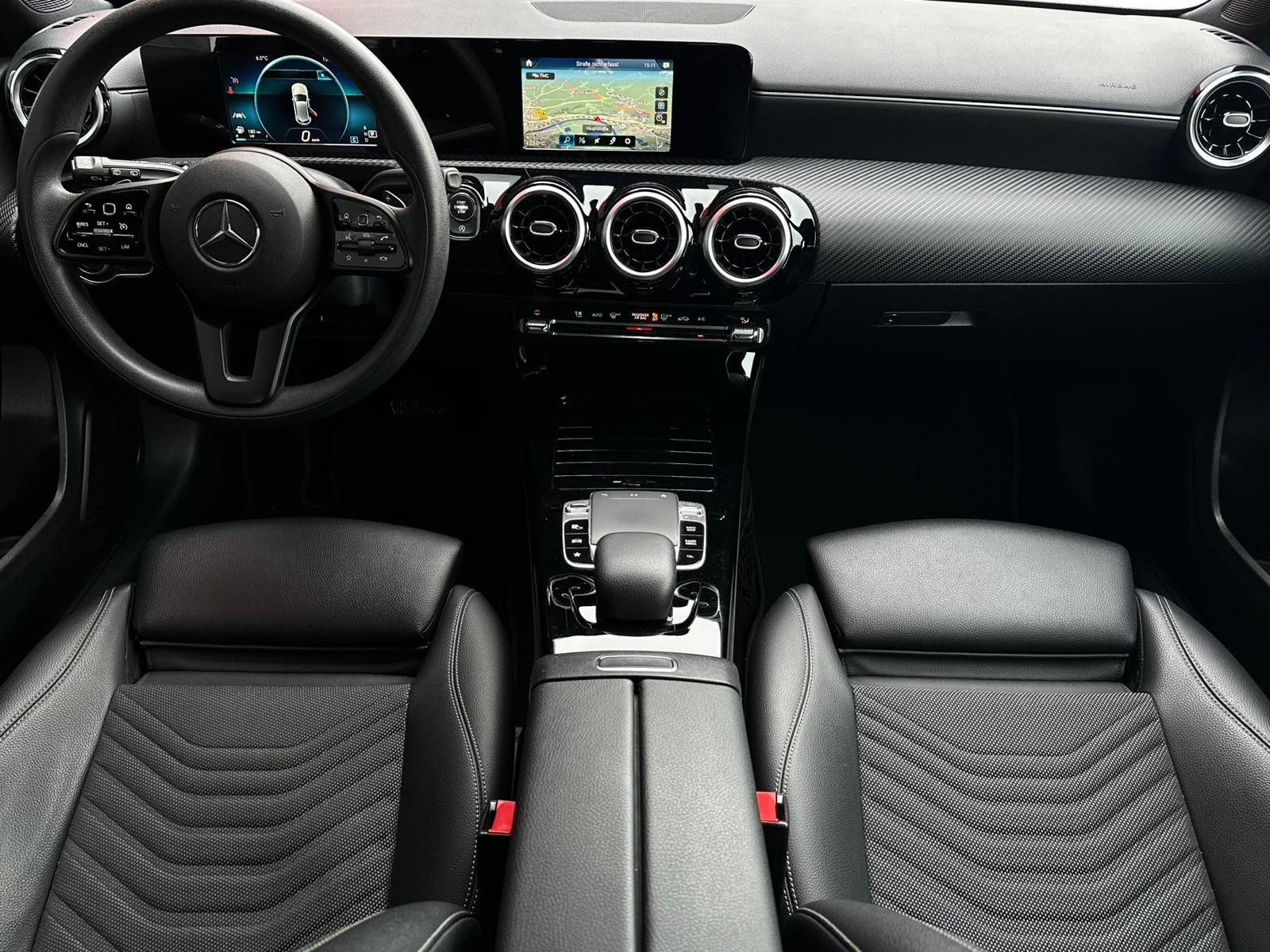 MERCEDES-BENZ A180d* LED#SHZ#NAVI#TEMPO#KLIMAAUTO#PDC#SPUR# - Image 10