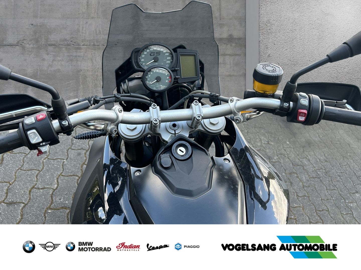 Fahrzeugabbildung BMW F 800 GS ESA, Kofferhalter, Handschutz,....