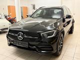 Mercedes-Benz GLC 300d 4M/AMG/360°/AHK/Night/Night/Dist. - Mercedes-Benz GLC 300 mit Diesel-Antrieb: Automatik