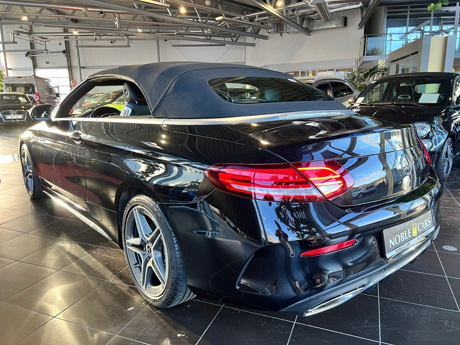 Fahrzeugabbildung Mercedes-Benz C 200 Cabrio LED NAVI ALU PDC