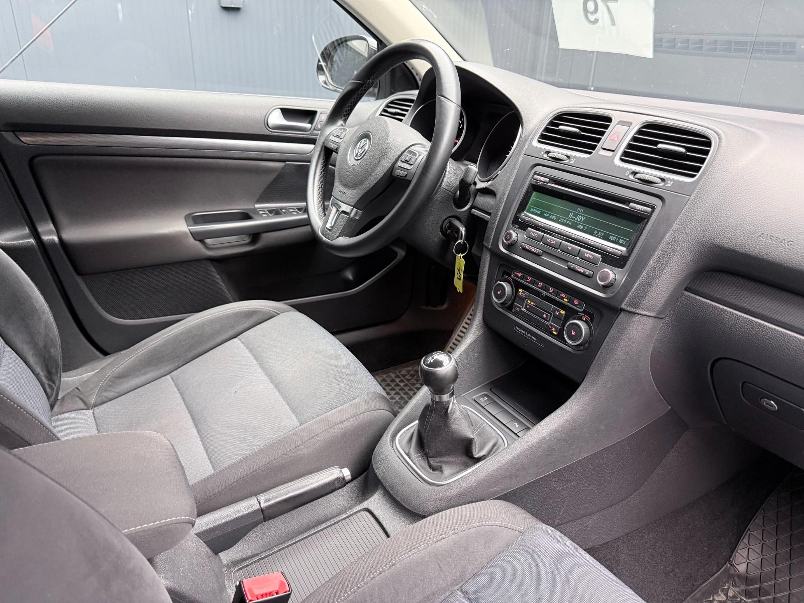 Volkswagen Golf 2011 — photo 6