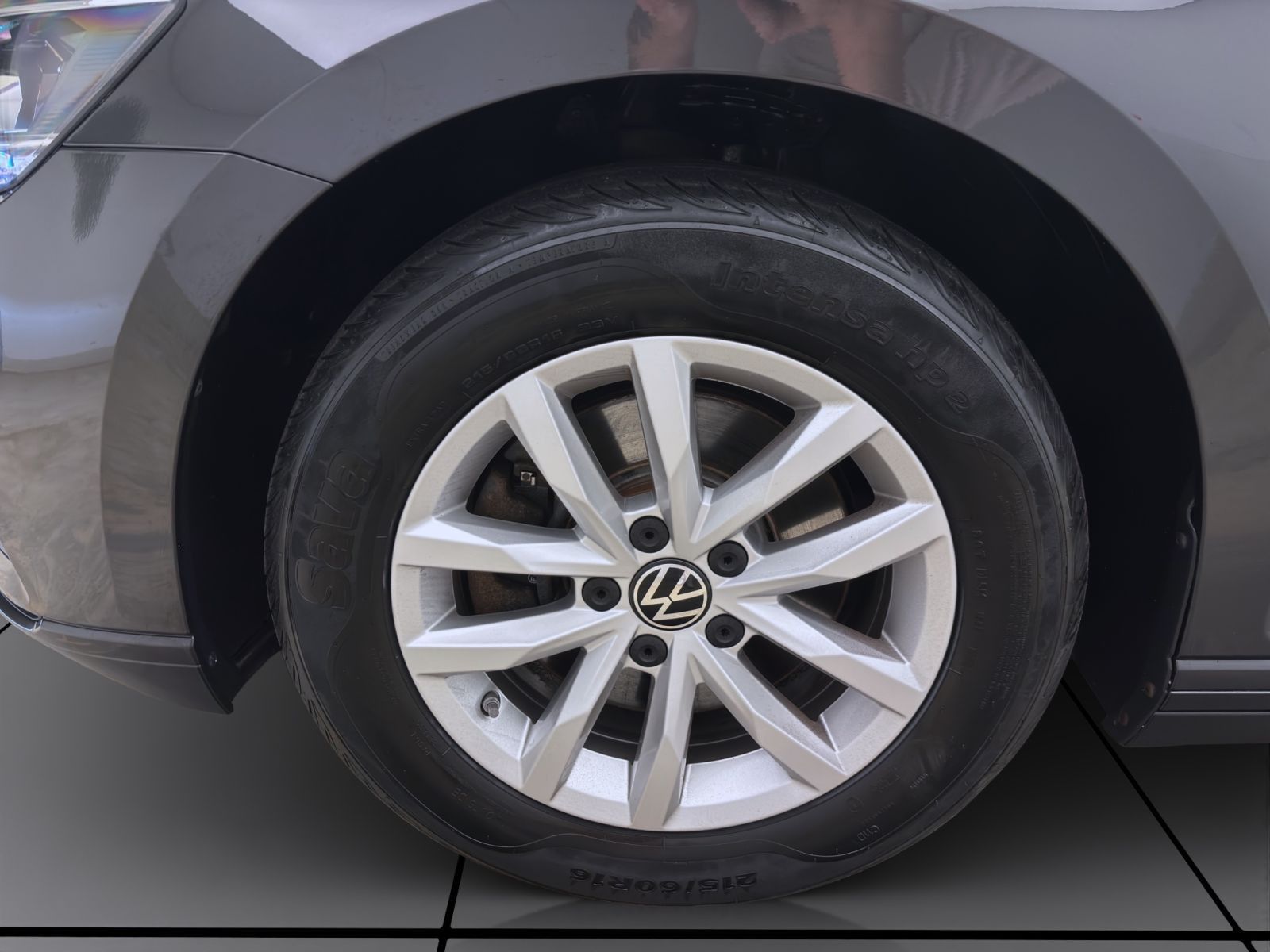 Volkswagen Passat Variant - Bild 9