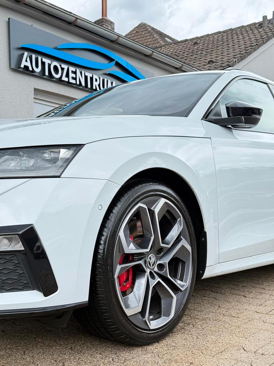 Skoda Octavia Combi RS First Edition*LED*ACC*Alcantara