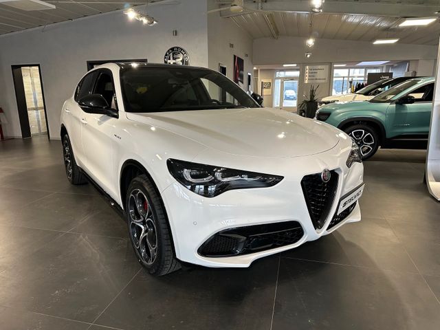 Alfa Romeo Stelvio 2.0 Turbo Veloce AT8 Q4 Prem. & Tech.-P