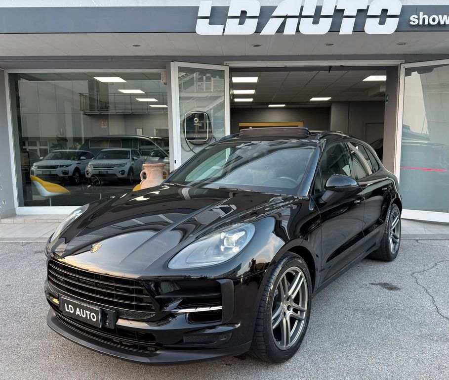 Image of Porsche Macan
