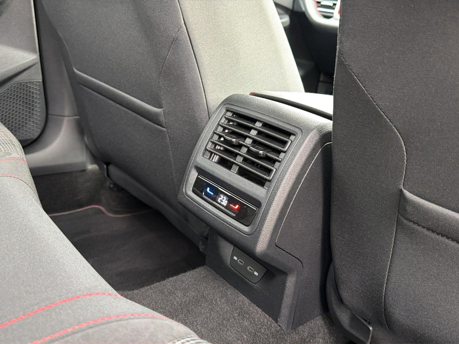 Volkswagen Golf VIII Lim. GTI 2.0 TSI 245 PS NAVI SHZ LED, миниатюра 25