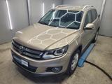 Volkswagen Tiguan Cup Sport & Style *Bi-Xenon* *Kamera* - : Beige