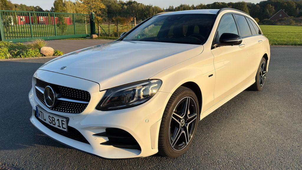 Image of Mercedes-Benz C 300