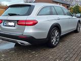 Mercedes-Benz E 400 d 4MATIC T  All-Terrain AHK Pano HUP - Mercedes-Benz E 400 Gebrauchtwagen in Mülheim (Ruhr)