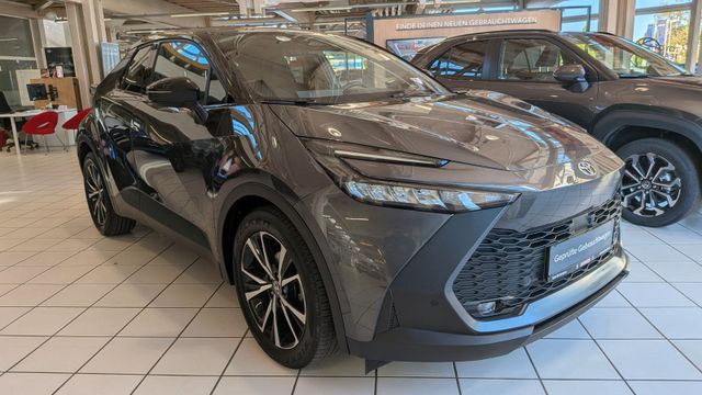 Fahrzeugabbildung Toyota C-HR 1.8 FWD Team Deutschland KlimaA,Navi,SHZ
