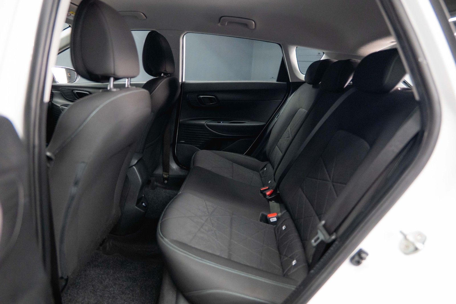 Fahrzeugabbildung Hyundai BAYON Intro Edition MildHybrid DCT 2WD Pluspaket