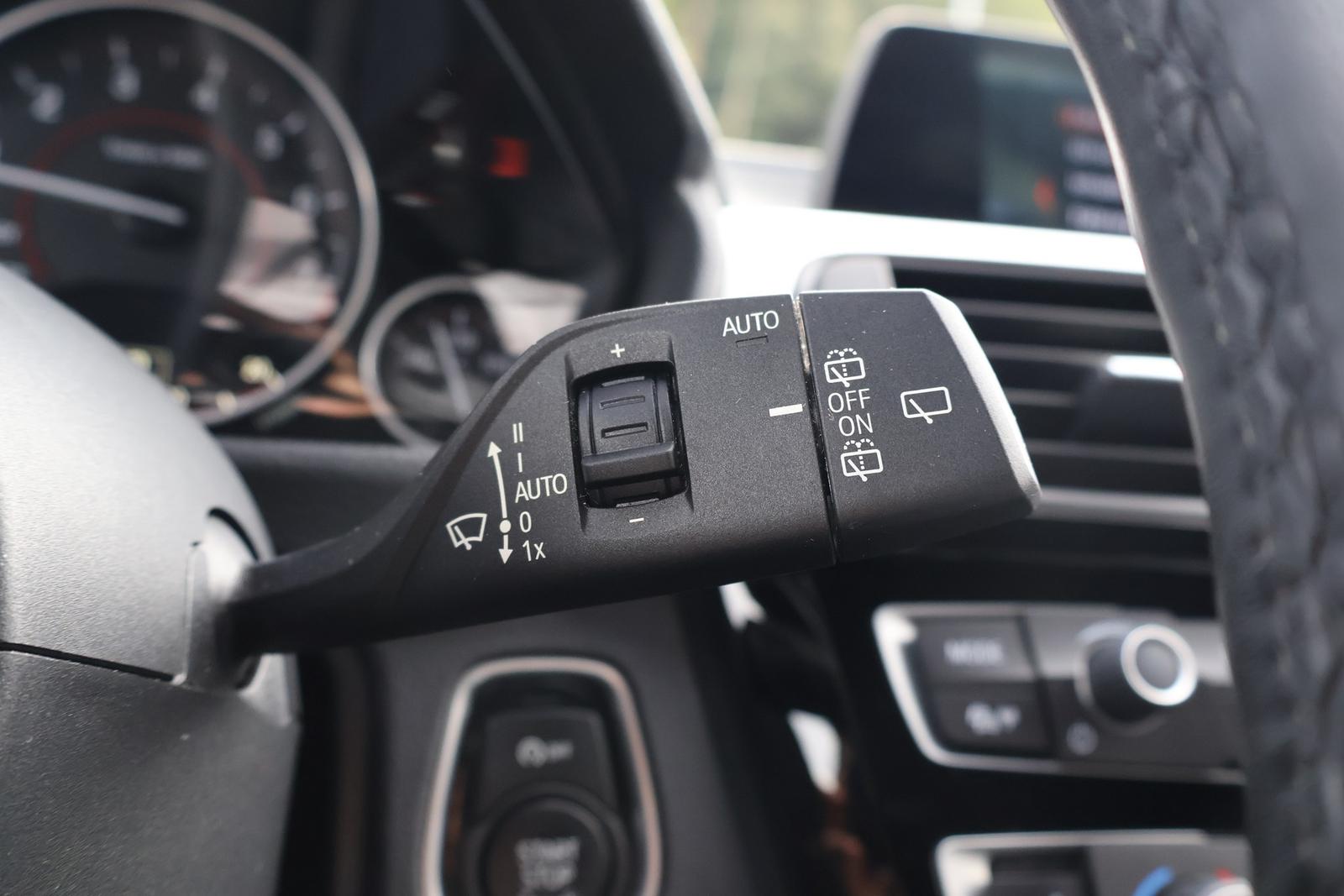 BMW 320i M Sport LED Navi Tempomat el. Heckklappe