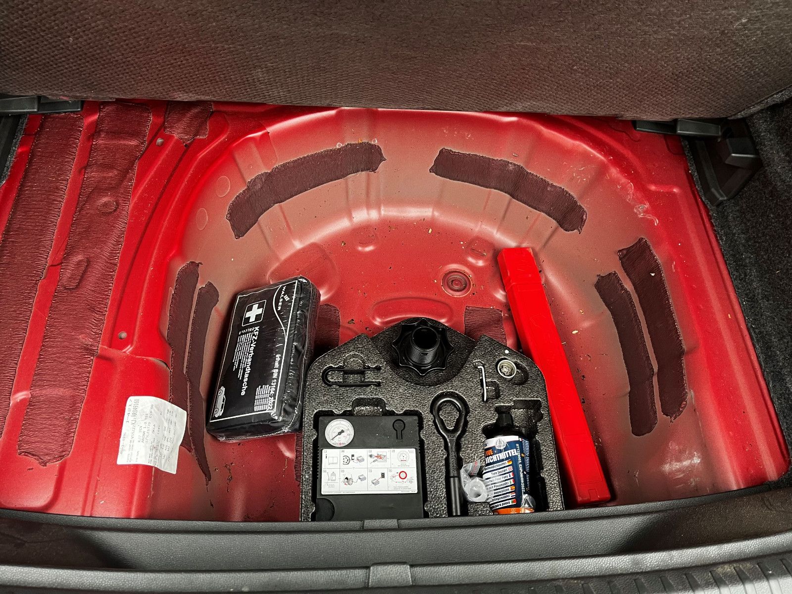 Fahrzeugabbildung SEAT Arona Style 70 KW LED 17" PDC SHZ BT USB