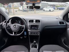 Fahrzeugabbildung Volkswagen Polo 1.0 Allstar Klima Einparkhilfe Tempomat 15"