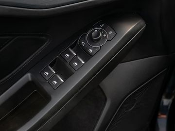 Ford Focus Turnier 1.0 Active Vignale Family-Paket