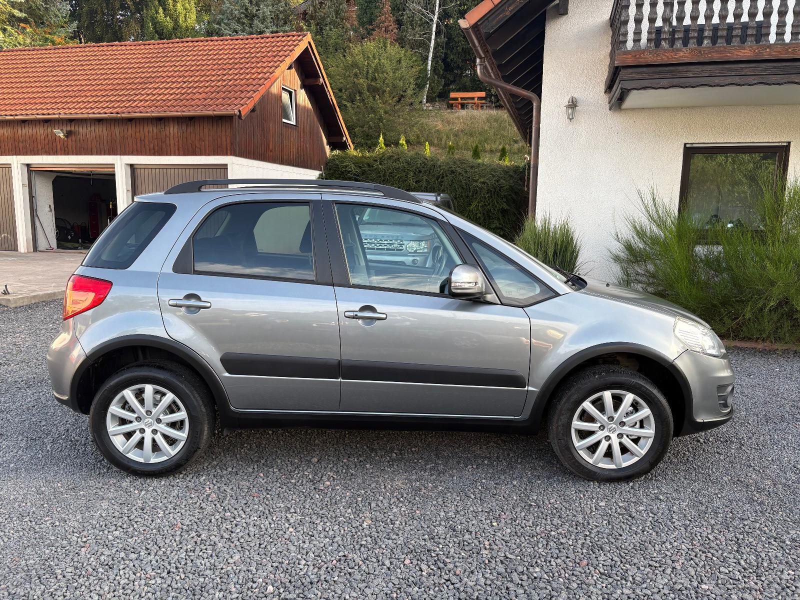 Suzuki SX4  1.6 VVT 4WD Style TOPZUSTAND 1.Hand
