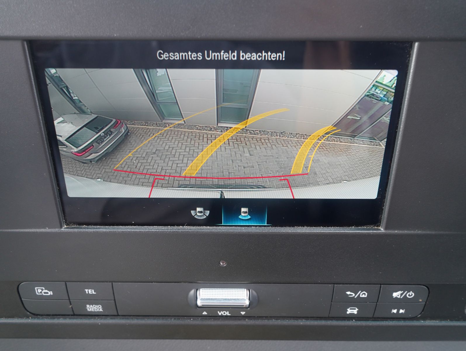 Fahrzeugabbildung Mercedes-Benz Sprinter III Kasten 311 CDI MAXI HOCH/LANG 4.325