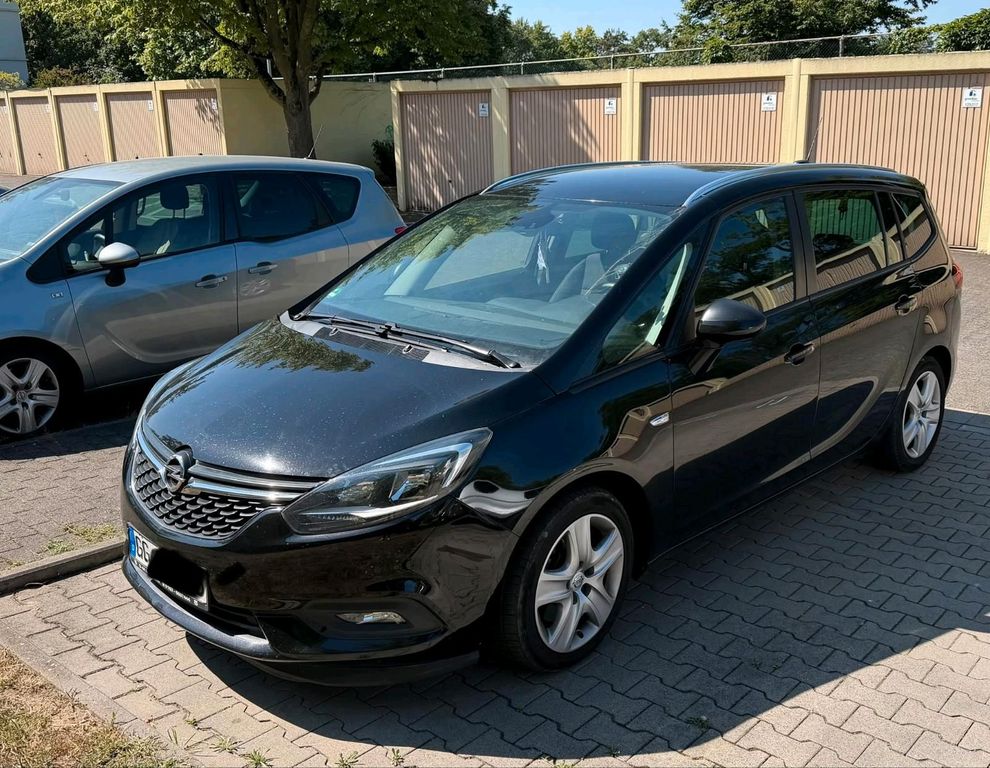 Image of Opel Zafira Tourer