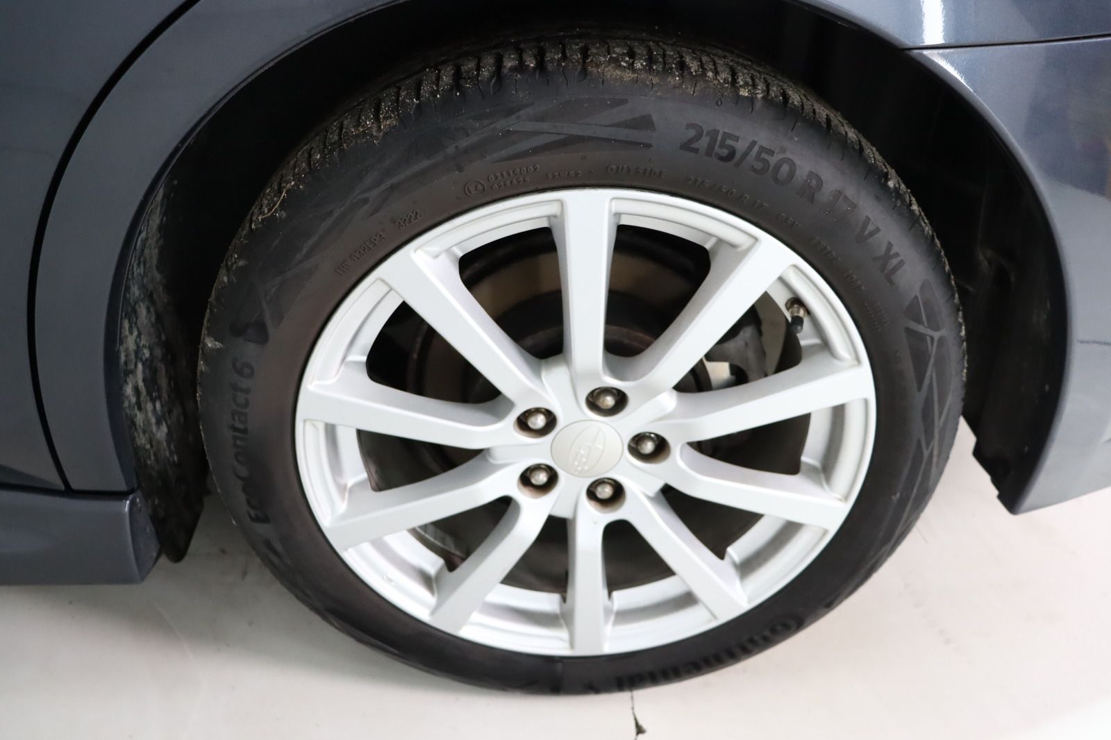 Fahrzeugabbildung Subaru Legacy Kombi 2.0D Outback Comfort Navigation