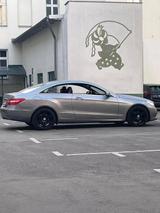 Mercedes-Benz Mercedes Benz E220CDI C207 Coupé AMG Autom... - Mercedes-Benz E-Klasse A207