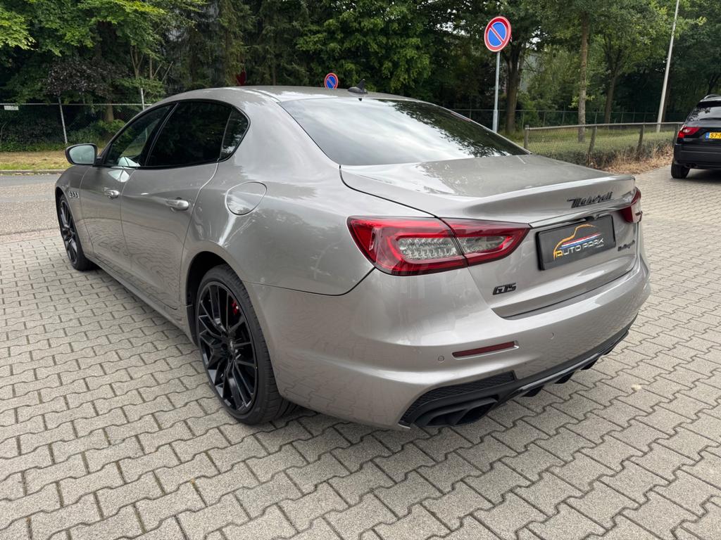 Maserati Quattroporte