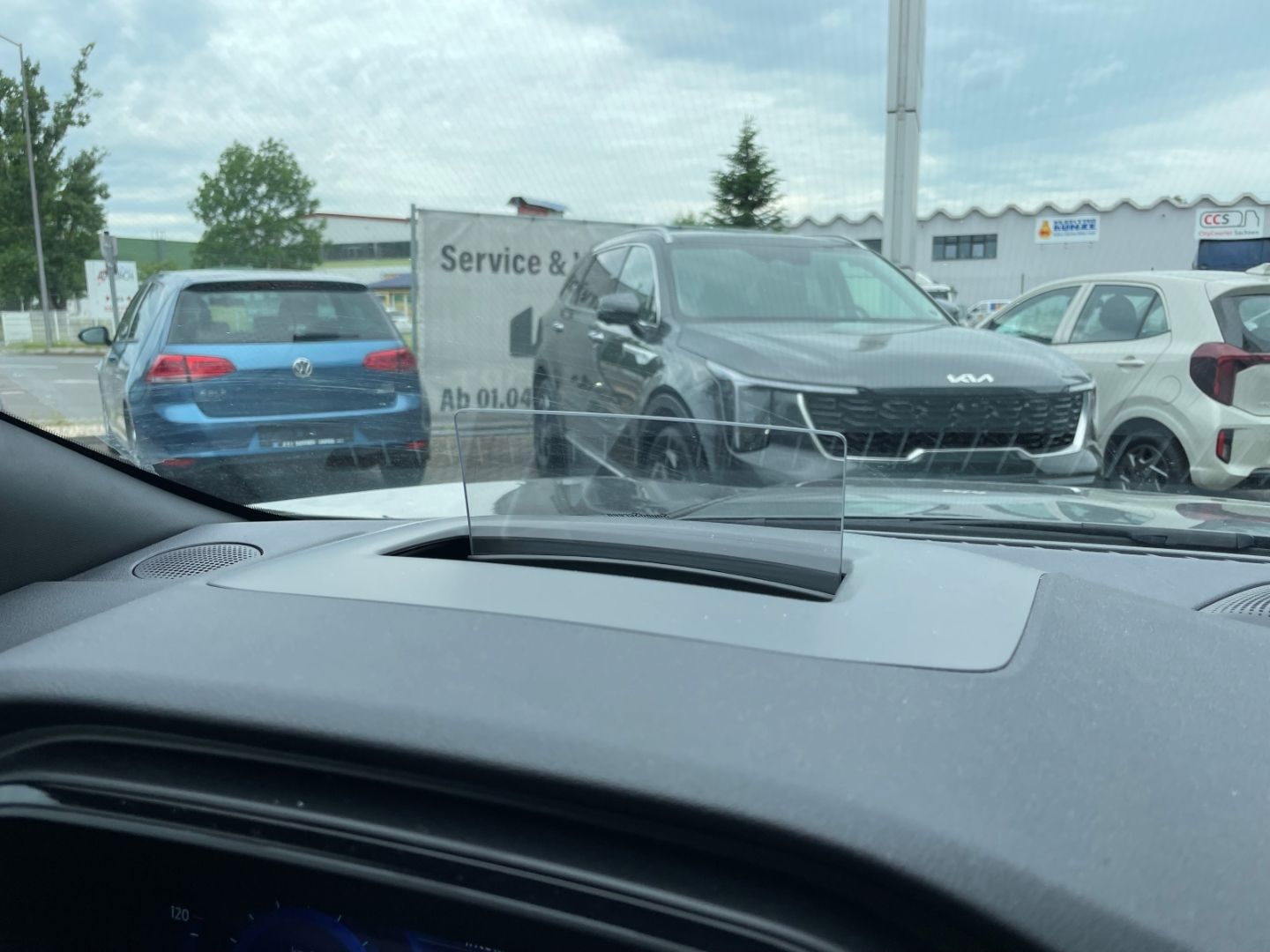 Fahrzeugabbildung Ford Kuga ST-Line X LED B&O elek Sitze und Heckkl