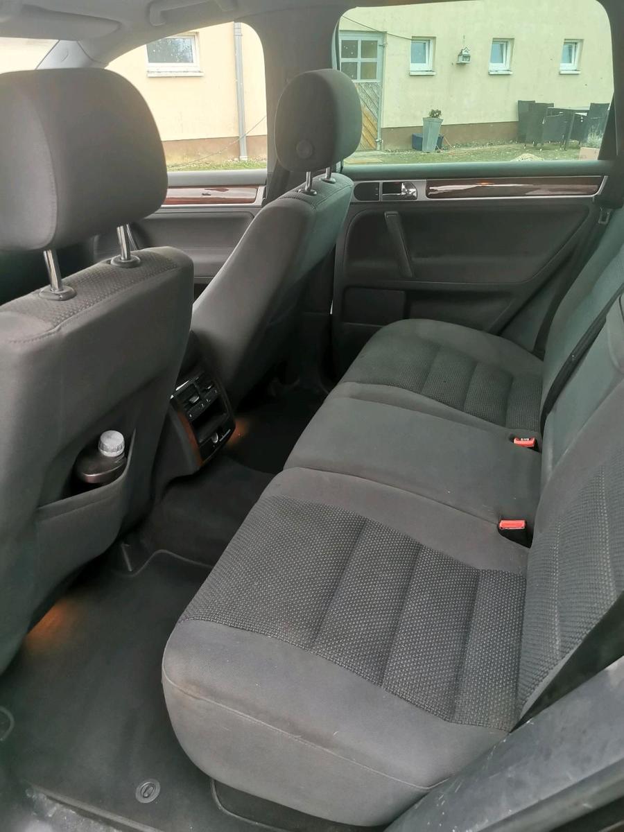 Volkswagen Touareg 2005 — photo 8