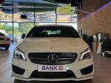 Mercedes-Benz CLA 250*AMG LINE*R-KAM*NIGHT*R19*KW-FAHRWERK* - Mercedes-Benz CLA 250 mit Benzin-Antrieb