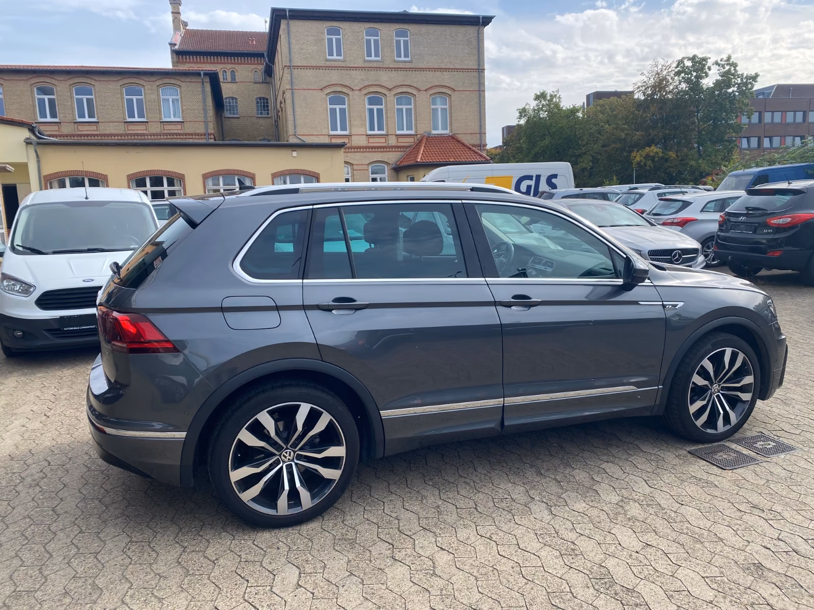 Volkswagen Tiguan Highline 4Motion*DSG*R-Line*