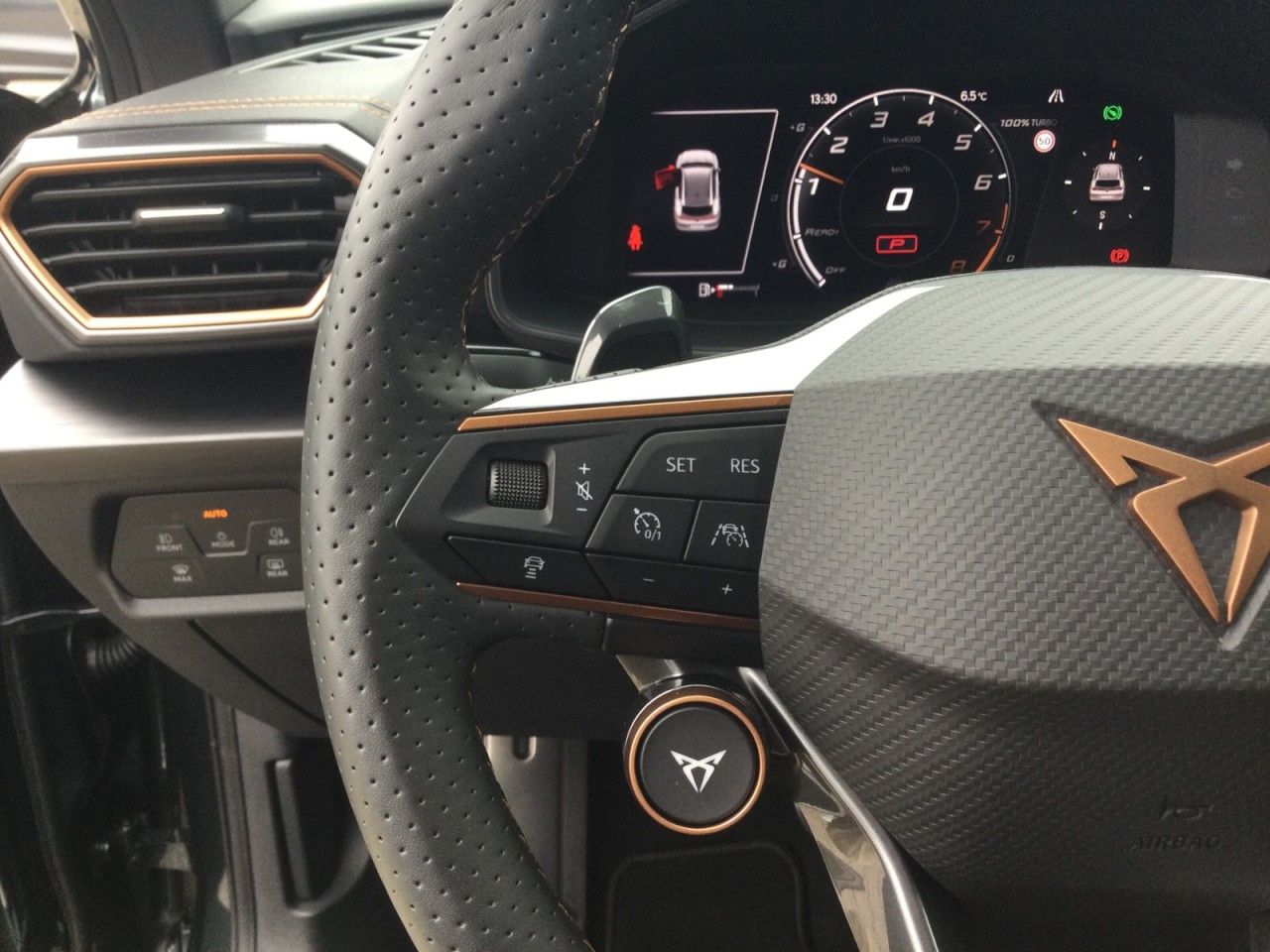 Fahrzeugabbildung CUPRA Formentor VZ 2.0 TSI 4Drive (310 PS) 7-Gang-DSG